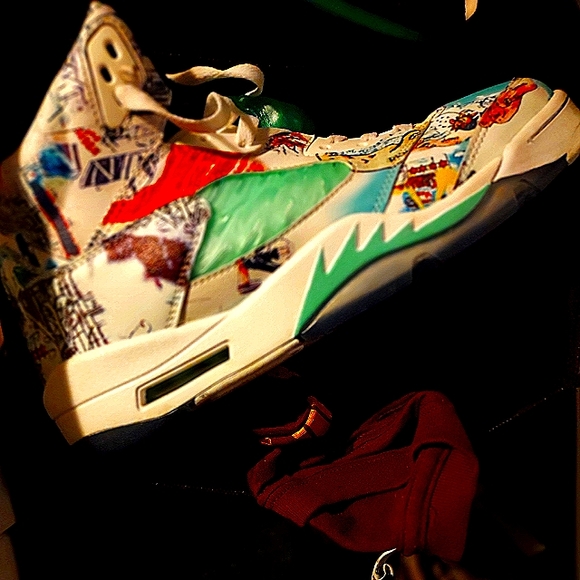 COPY - Exclusive Air Jordan\'s fire......Excellent Condition....